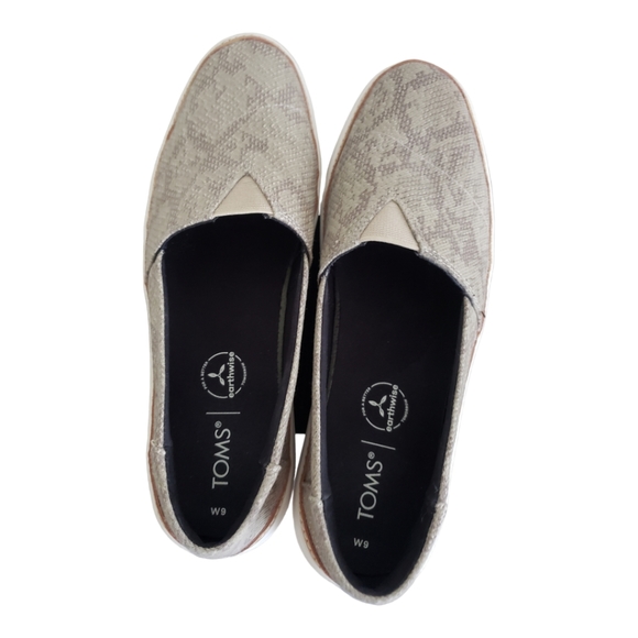 Tom’s , NWOT Parker slip on sneakers size 9 Neutral - Picture 2 of 5